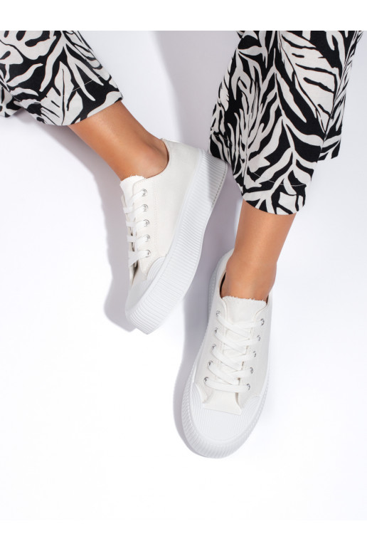   kurpes ar platformu balta krāsa