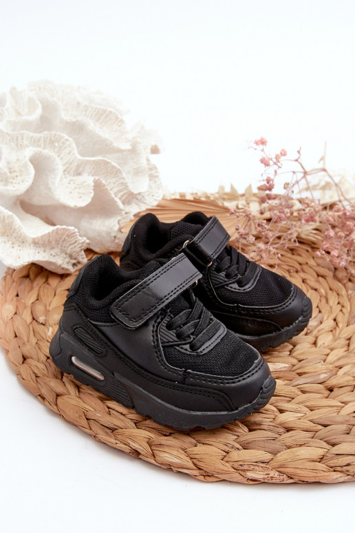 Sneakers modeļa apavi Bērnu apavi ar lipīgām aizdarēm melnas krāsas Krissandra