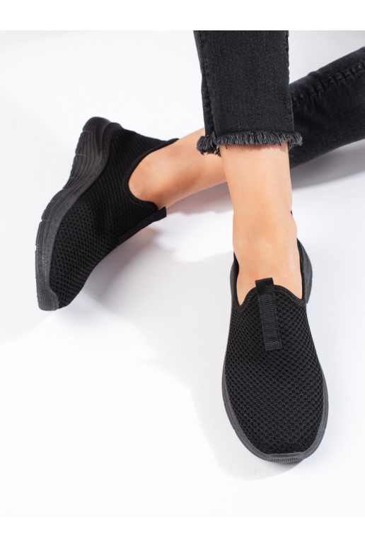 melnas krāsas tekstilizstrādājumi  sieviešu apavi 